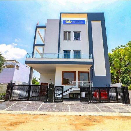 Fabexpress The Regalia Inn Lucknow Dış mekan fotoğraf