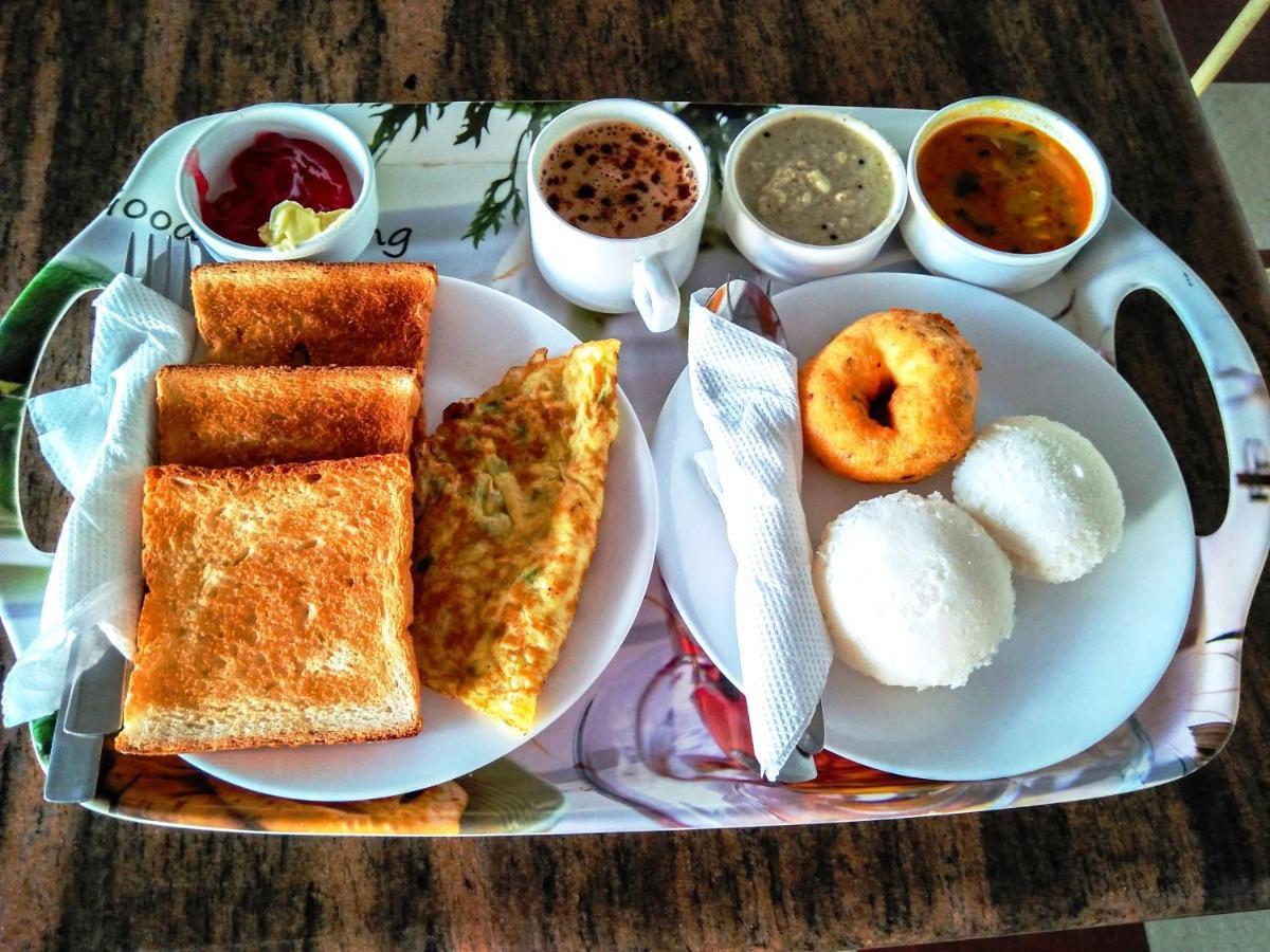 Fabexpress The Regalia Inn Lucknow Dış mekan fotoğraf